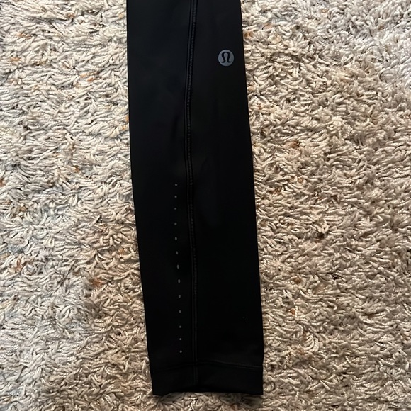 Lululemon High Rise Fast and Free Leggings, Sz 6 - Picture 2 of 4